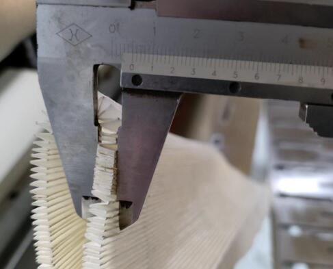 knife pleating machine filter paper height test 5mm.jpg